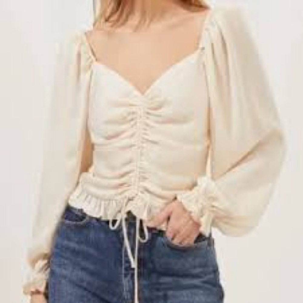Astr Ruched Cream Long Sleeve Peasant Blouse